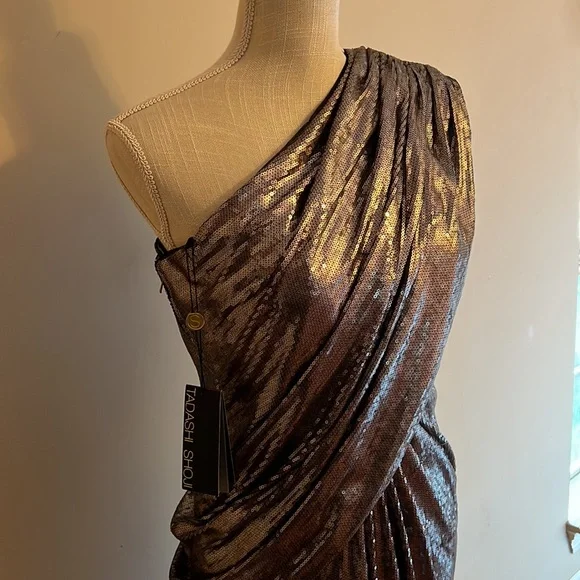 Tadashi Shoji One- Shoulder Gold Sequin Ruched Dress Size: 6